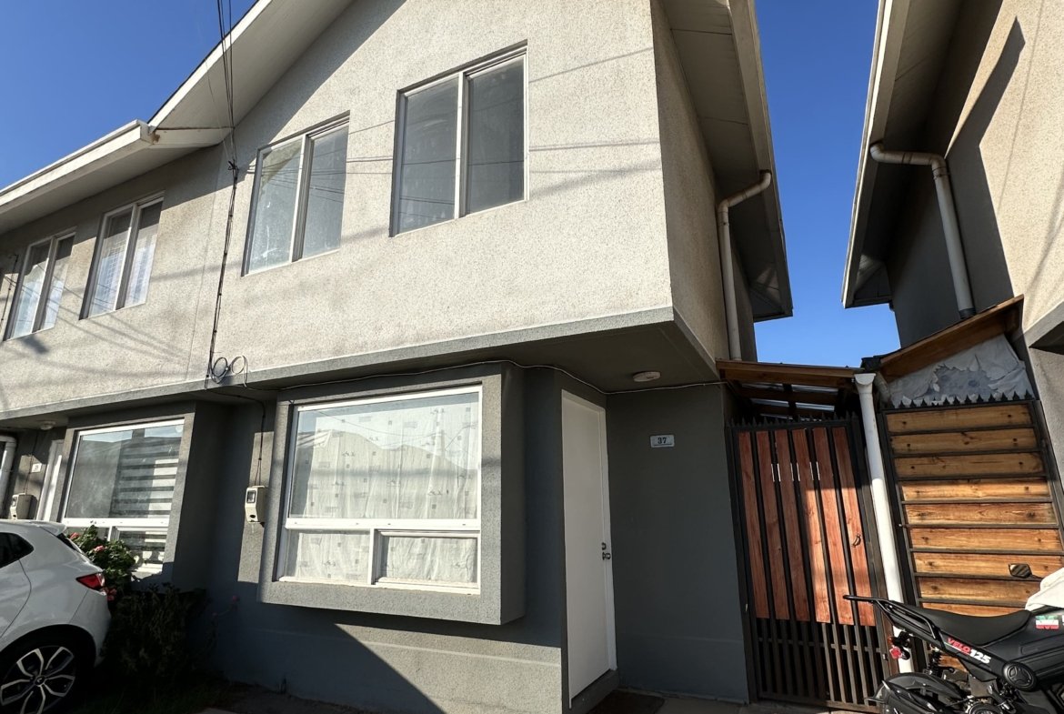 Se Vende Casa 3D/1B en Condominio – Padre Hurtado