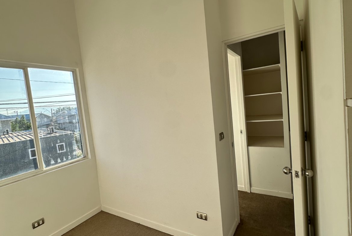 Se Vende Casa 3D/1B en Condominio – Padre Hurtado