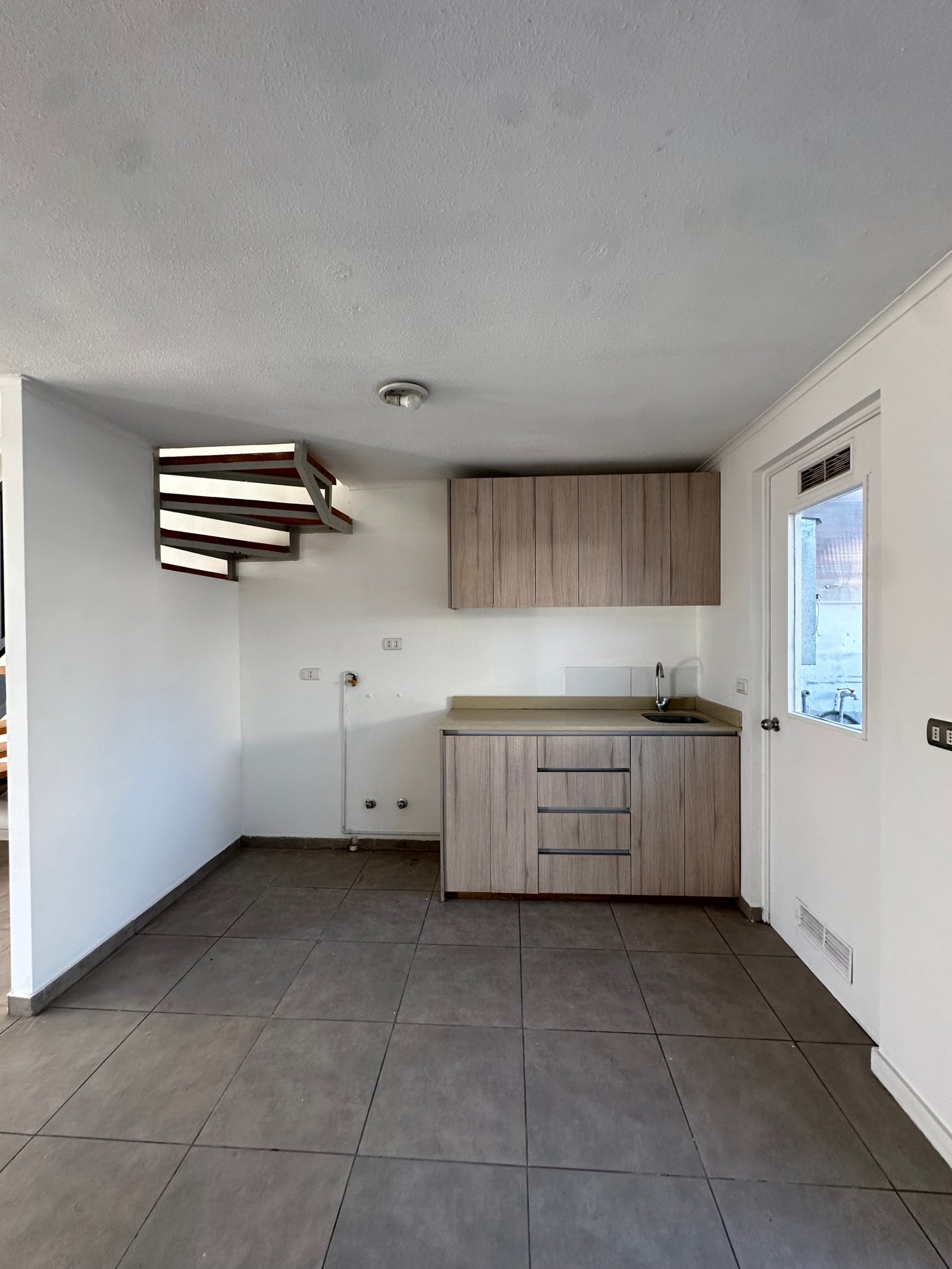 IMG_7037 Se Vende Casa 3D/1B en Condominio – Padre Hurtado