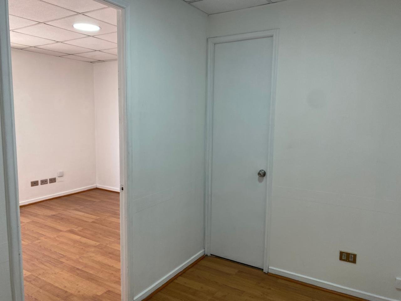 imgi_10_2e814a7ac318968bdbaf14e17d9e7ca5