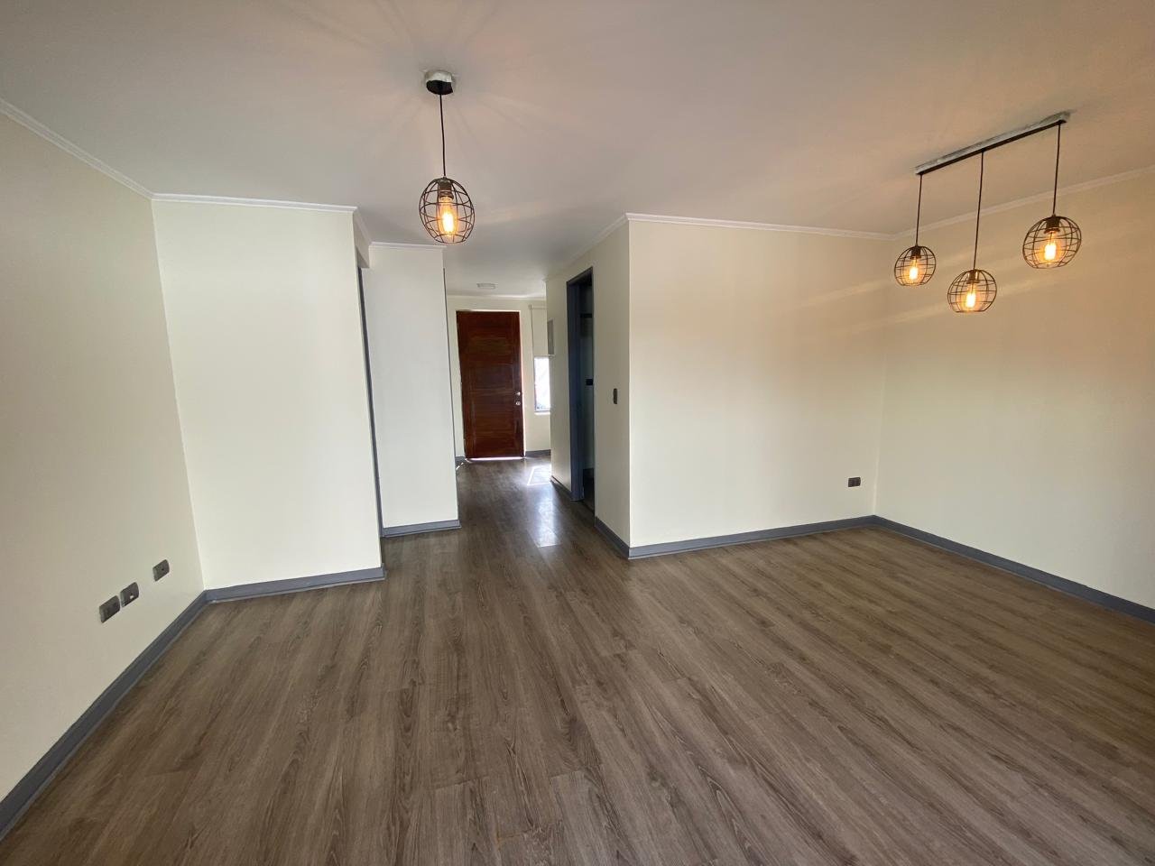 imgi_10_69d7a38a59befb6a57131e422af31a46