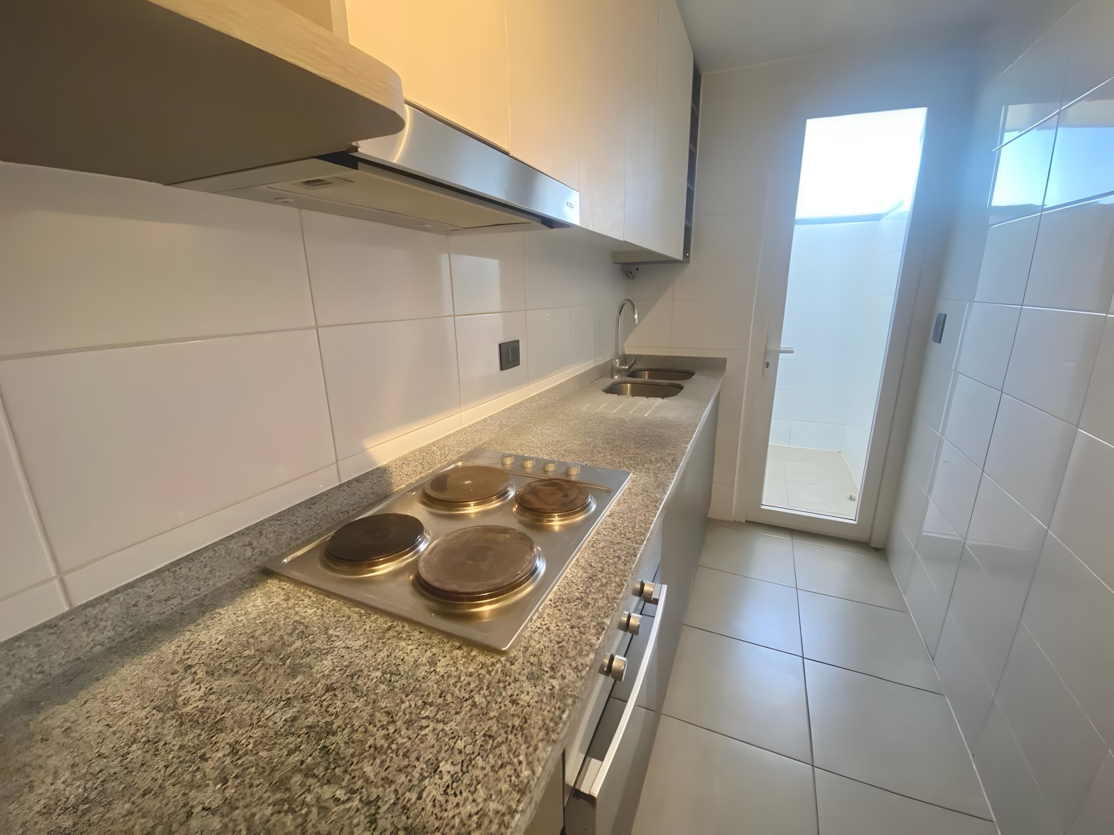 imgi_10_6e30f08feb4385470e8aa0945fada545