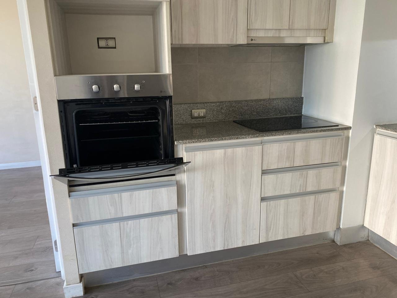 imgi_13_b72350e96318e77d0d964e35f07bfc74