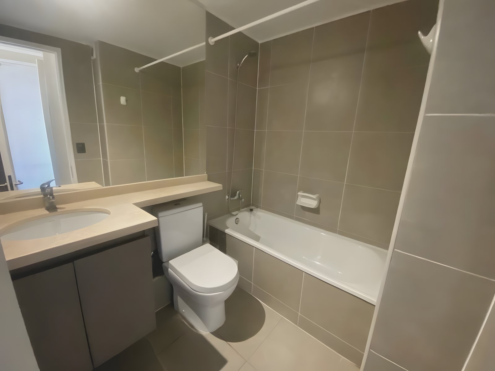 imgi_19_63430eca3e7af3e40451478c84bd23f2