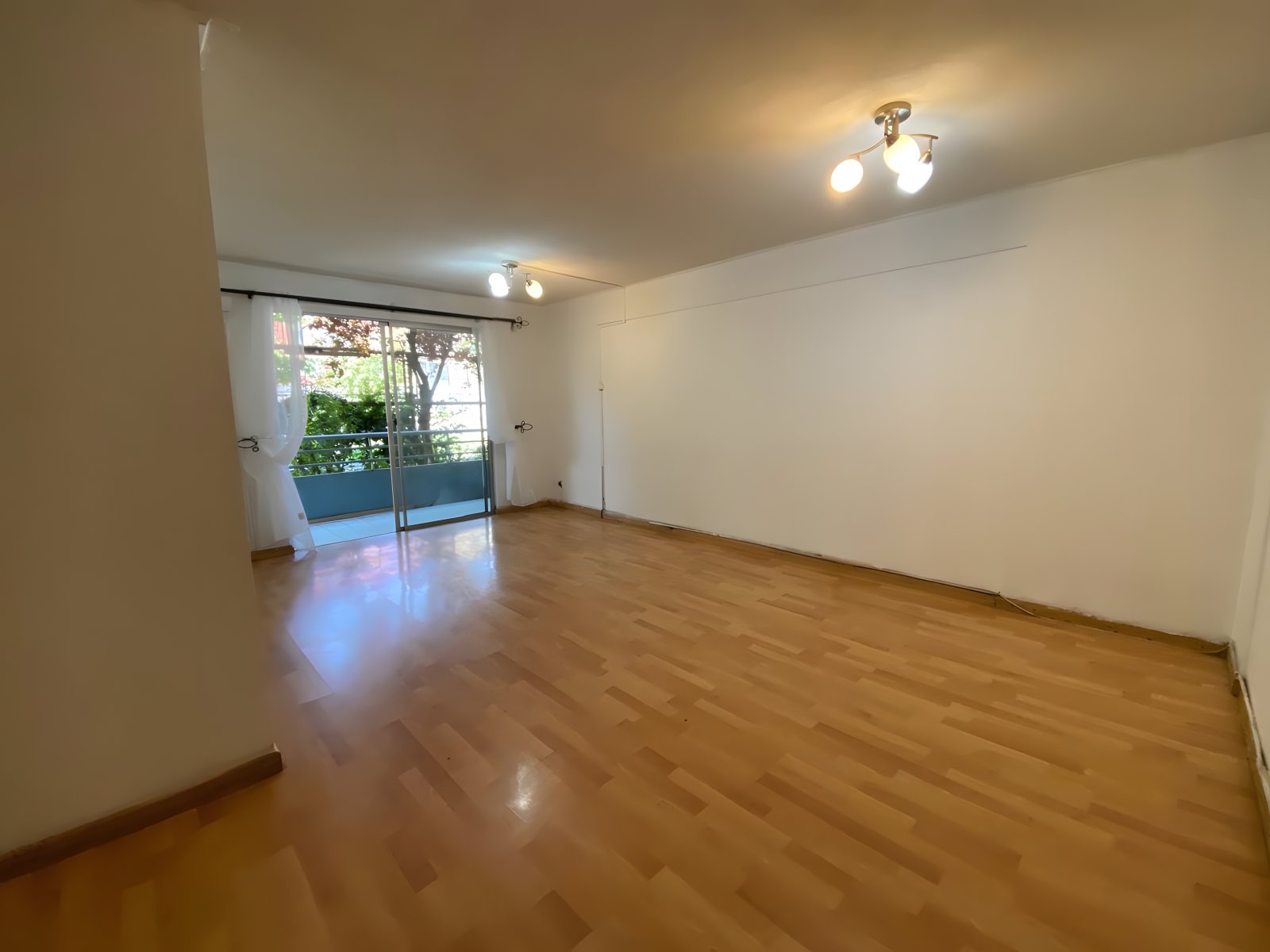 imgi_5_4c3bc890589bcee92d37bd354142c643