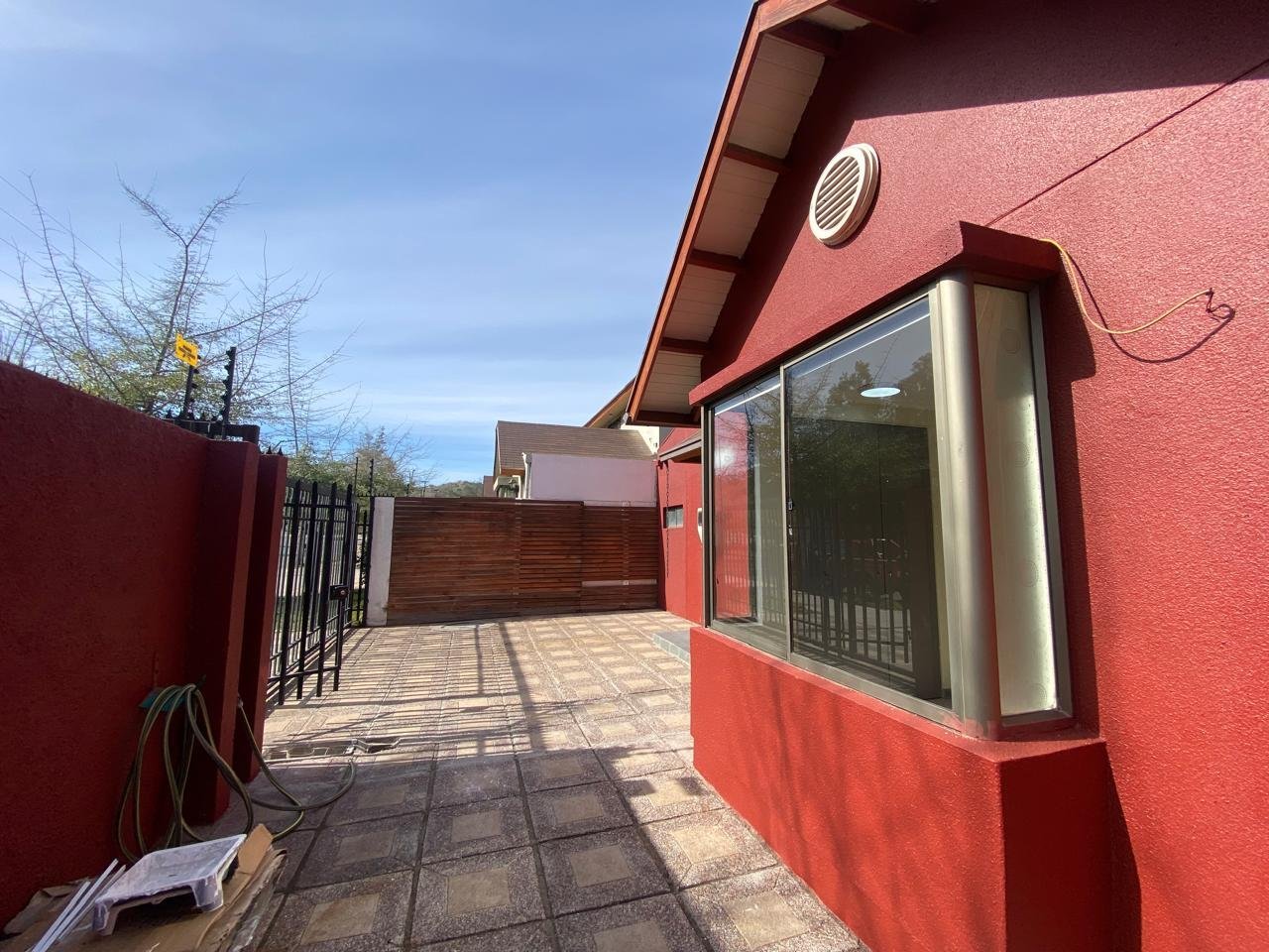 imgi_6_eab911fe66eea6f467c4613f0ef9a584