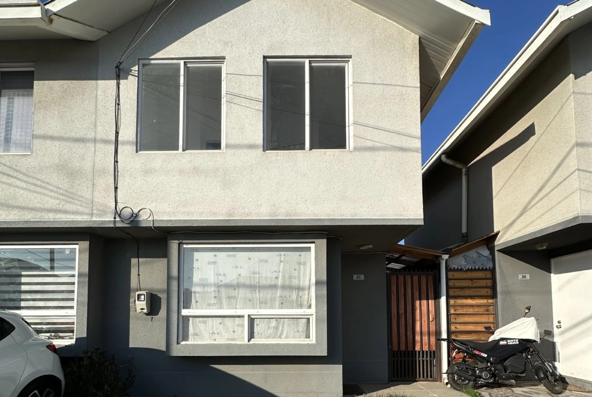 Se Vende Casa 3D/1B en Condominio – Padre Hurtado
