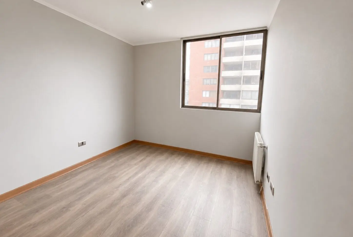 Se Vende Amplio Dpto 3d,2b + 2 Estacionamiento +bod , Llano Subercaseaux con Soto Aguilar