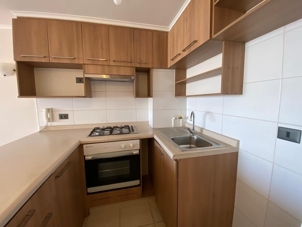 Se Vende cómodo Dpto 2d, 2b + 1 Estacionamiento + bod , 5ta Av, San Miguel
