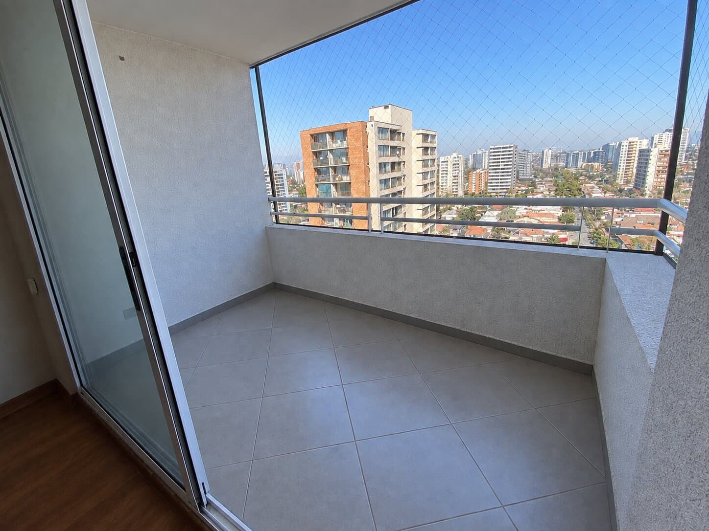 Se Vende cómodo Dpto 2d, 2b + 1 Estacionamiento + bod , 5ta Av, San Miguel