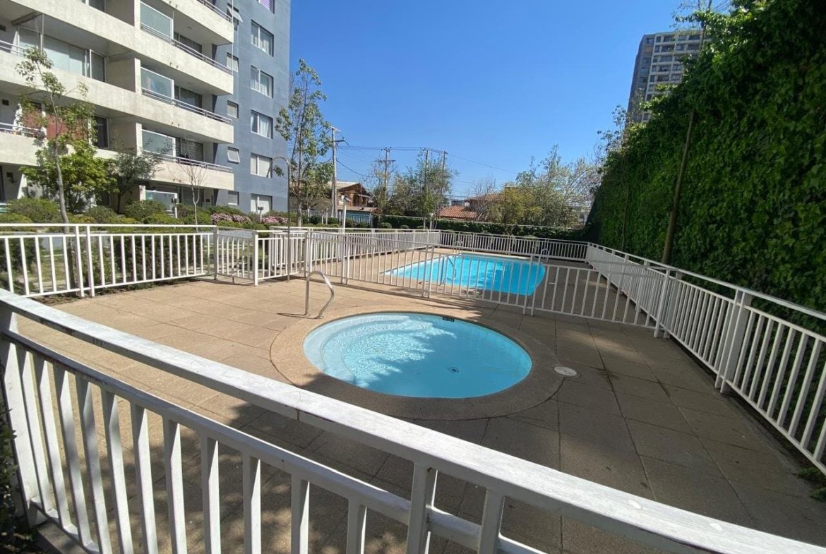 Se Vende cómodo Dpto 2d, 2b + 1 Estacionamiento + bod , 5ta Av, San Miguel