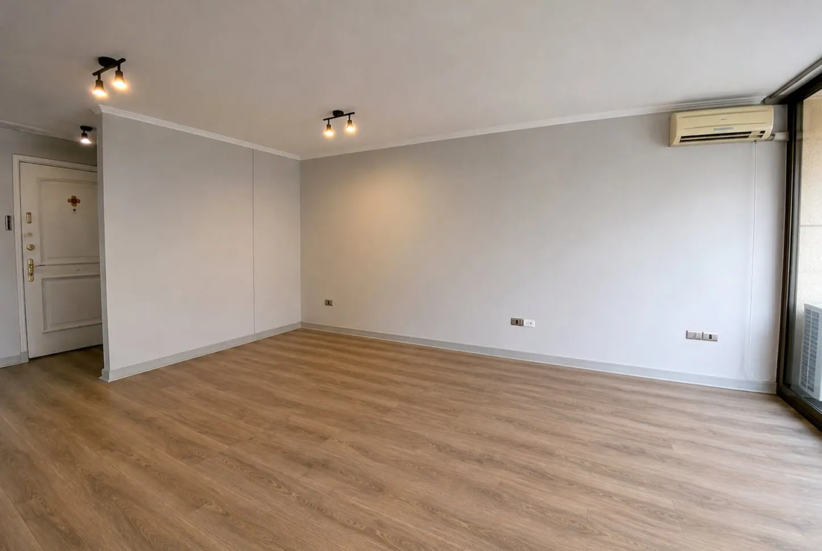 Se Vende Amplio Dpto 3d,2b + 2 Estacionamiento +bod , Llano Subercaseaux con Soto Aguilar