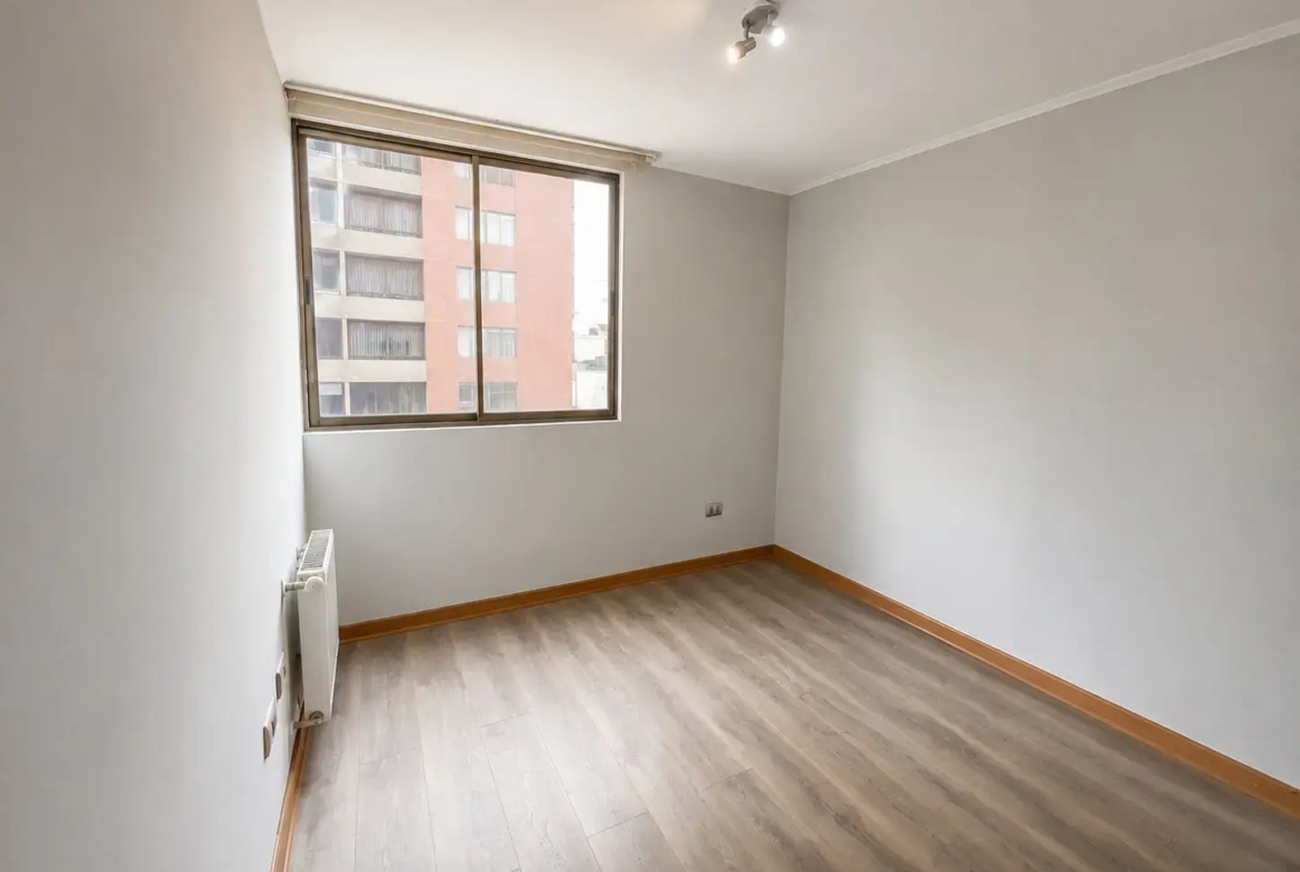 Se Vende Amplio Dpto 3d,2b + 2 Estacionamiento +bod , Llano Subercaseaux con Soto Aguilar