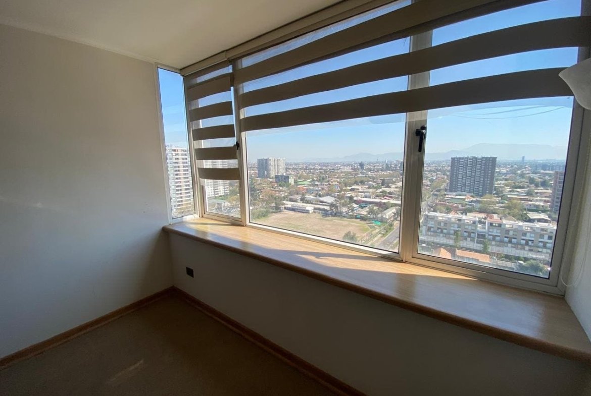 Se Vende cómodo Dpto 2d, 2b + 1 Estacionamiento + bod , 5ta Av, San Miguel