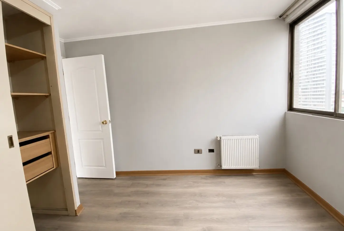 Se Vende Amplio Dpto 3d,2b + 2 Estacionamiento +bod , Llano Subercaseaux con Soto Aguilar