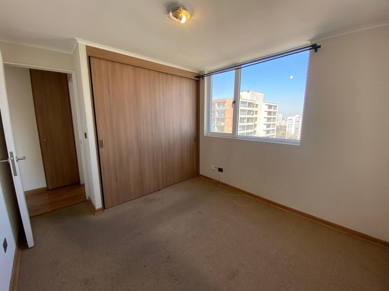 Se Vende cómodo Dpto 2d, 2b + 1 Estacionamiento + bod , 5ta Av, San Miguel