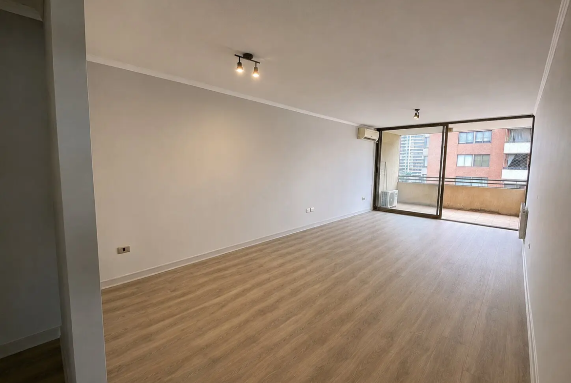 Se Vende Amplio Dpto 3d,2b + 2 Estacionamiento +bod , Llano Subercaseaux con Soto Aguilar