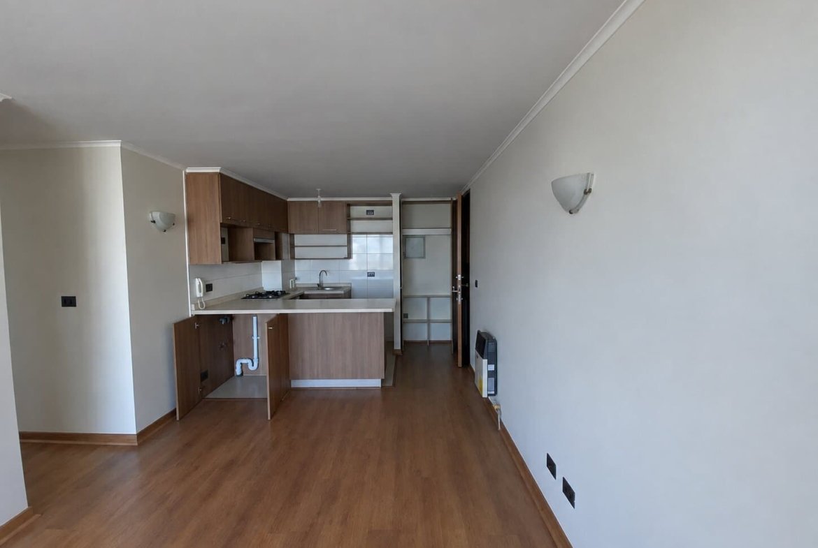 Se Vende cómodo Dpto 2d, 2b + 1 Estacionamiento + bod , 5ta Av, San Miguel