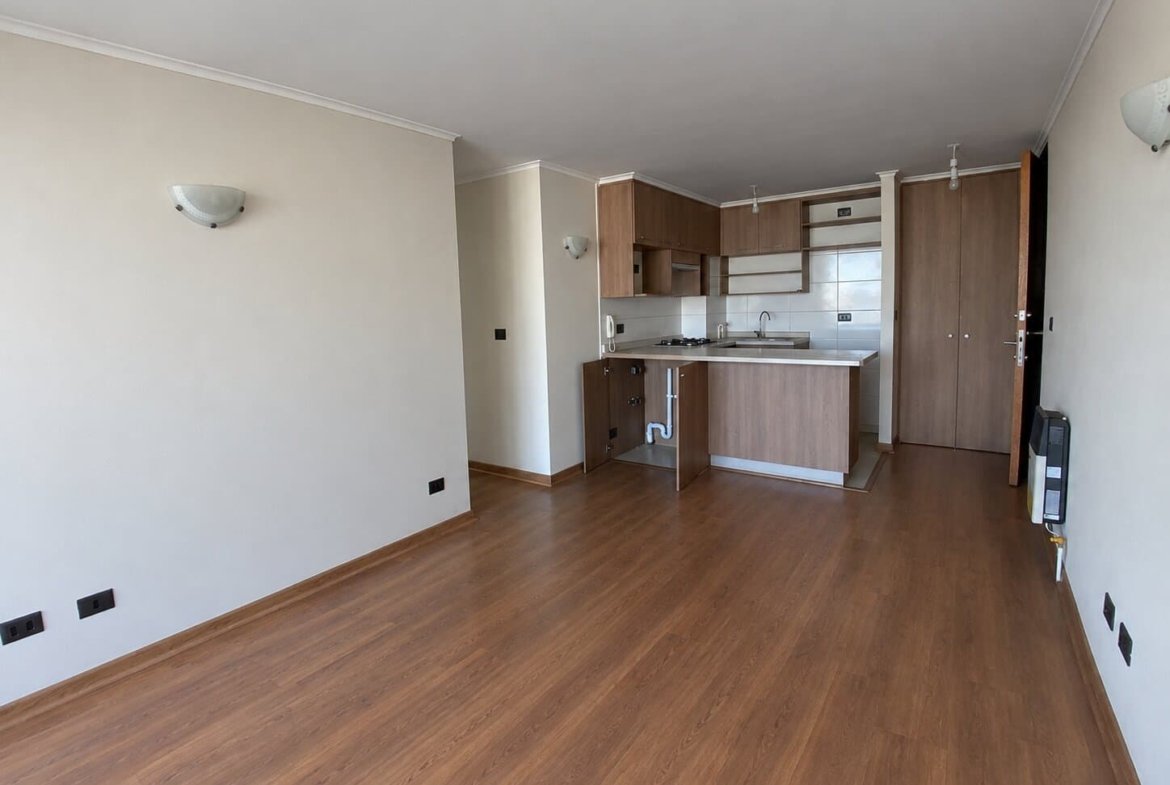 Se Vende cómodo Dpto 2d, 2b + 1 Estacionamiento + bod , 5ta Av, San Miguel