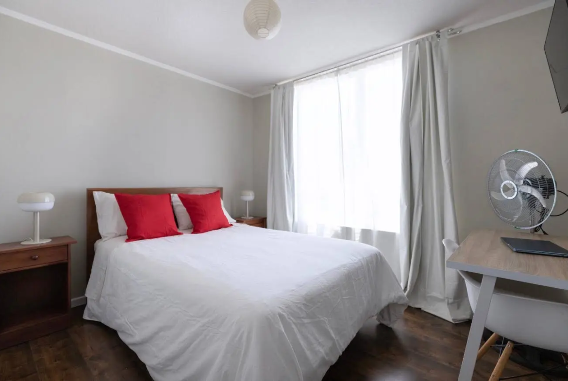 Vende Acogedor Dpto. 2d,2b + 1 Estacionamiento +bodega , Berlín San Miguel