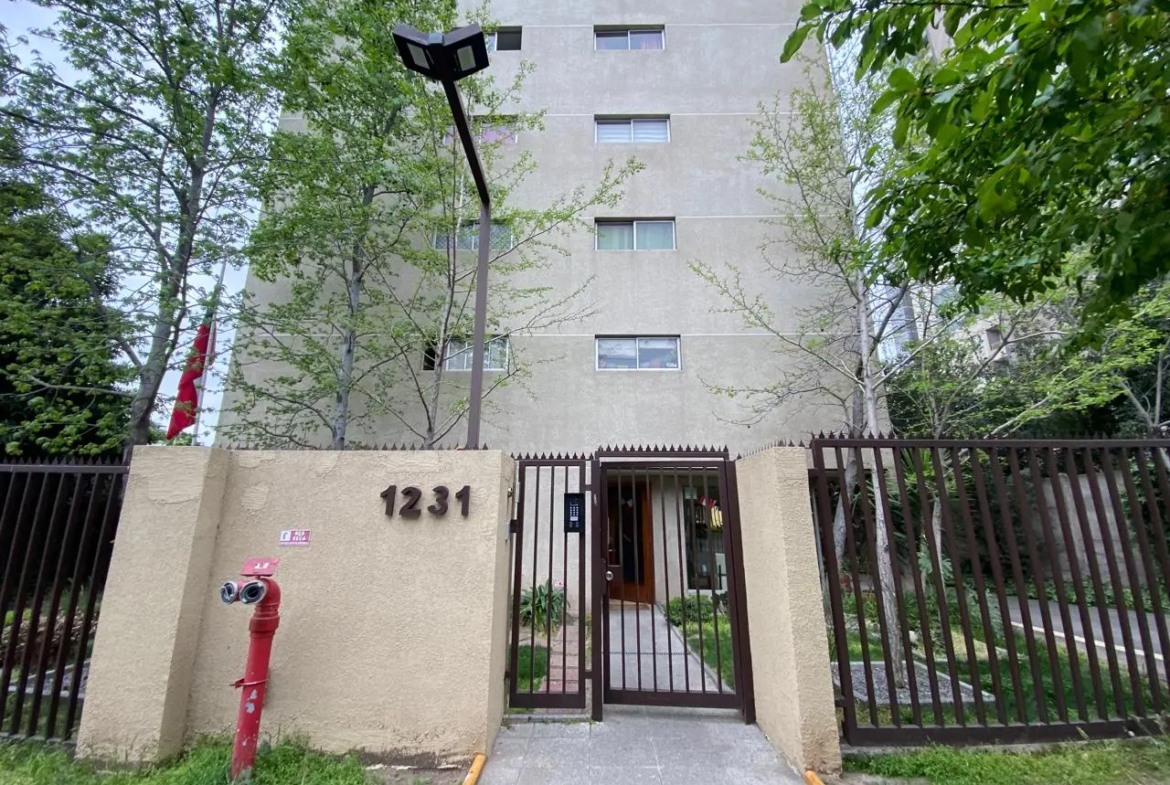Se Vende Acogedor Depto. 2d, 1b Lo Ovalle 1231 ,San Miguel