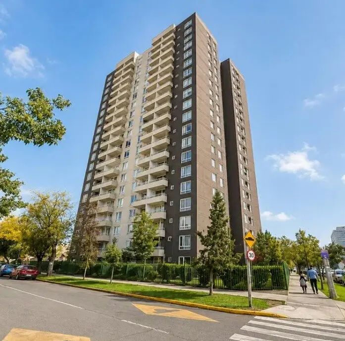 Vende Acogedor Dpto. 2d,2b + 1 Estacionamiento +bodega , Berlín San Miguel