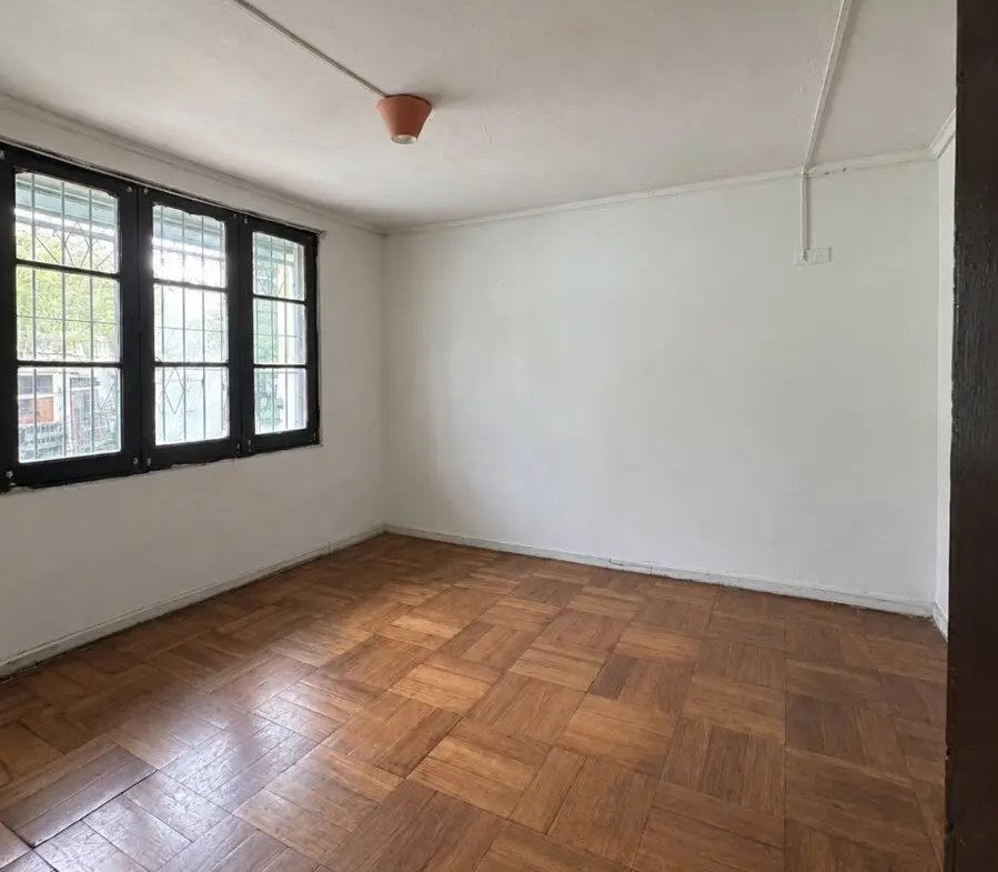 Se Vende Casa de un piso, 3d,1b Félix Weingardner, Pedro Aguirre Cerda