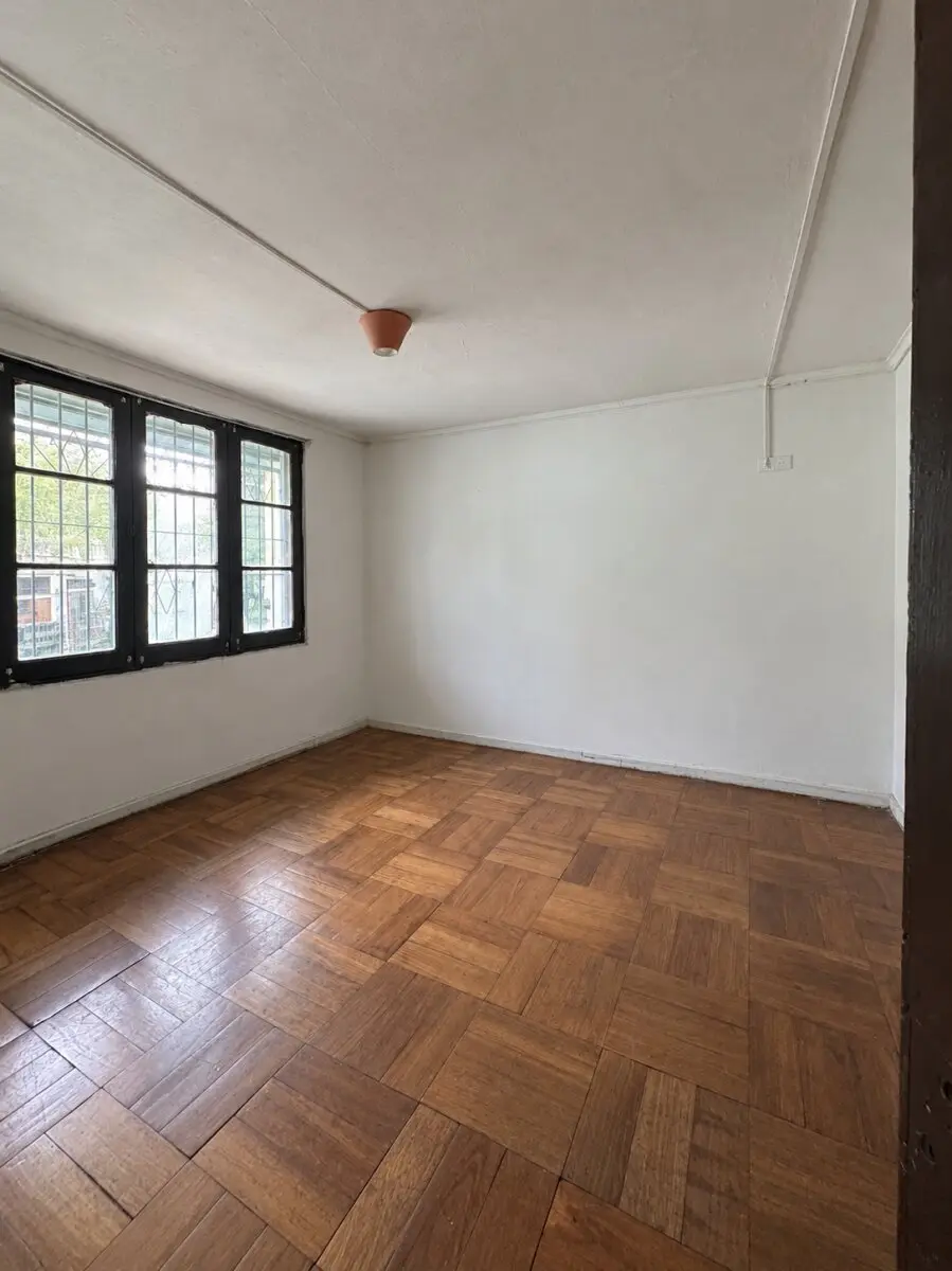 Se Vende Casa de un piso, 3d,1b Félix Weingardner, Pedro Aguirre Cerda
